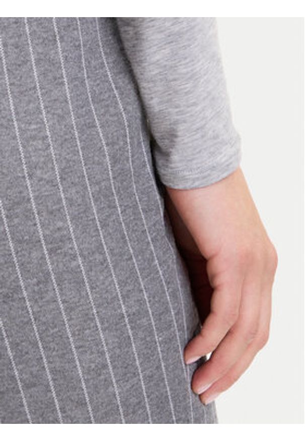 Polo Ralph Lauren Body 4P0491 Szary Slim Fit. Typ kołnierza: polo. Kolor: szary. Materiał: bawełna