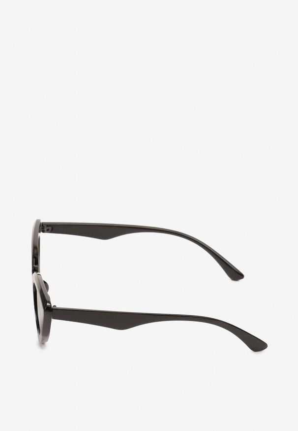 Renee - Czarne Okulary Przeciwsłoneczne z Filtrem UV z Oprawką w Stylu Kocich Oczu Pasireia. Kolor: czarny. Materiał: jeans