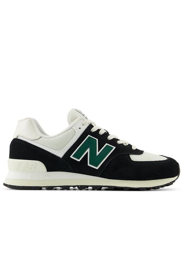 Buty New Balance U574RBG - czarne. Okazja: na co dzień. Kolor: czarny. Materiał: dresówka, skóra, guma, zamsz. Szerokość cholewki: normalna. Wzór: aplikacja. Model: New Balance 574