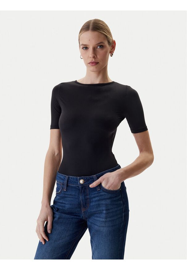 Guess Body O6RM10 KCDE0 Czarny Slim Fit. Kolor: czarny. Materiał: syntetyk