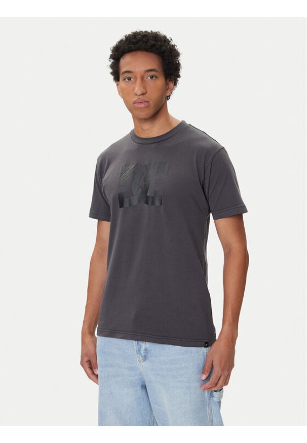 DC Shoes T-Shirt Star ADYZT05374 Czarny Regular Fit. Kolor: czarny. Materiał: bawełna