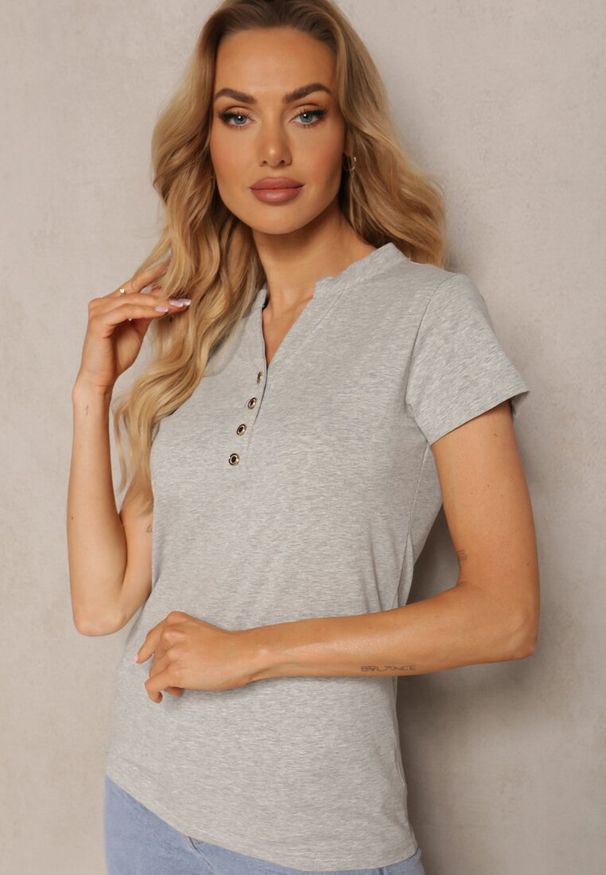 Renee - Szary Bawełniany T-shirt z Guzikami przy Dekolcie Wialina. Okazja: na co dzień, na spacer. Kolor: szary. Materiał: bawełna. Styl: klasyczny, casual