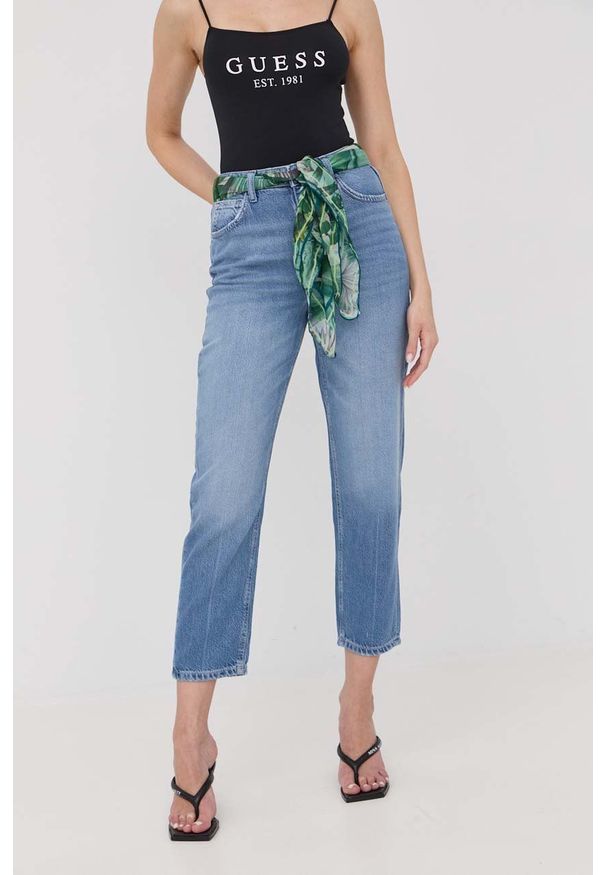 Guess jeansy damskie high waist. Stan: podwyższony. Kolor: niebieski