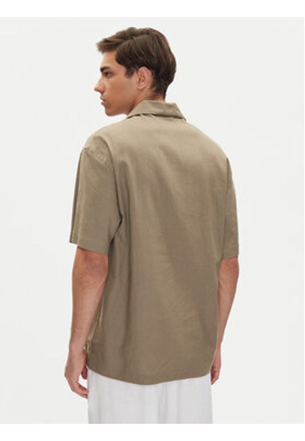 Emporio Armani Koszula EM000593 AF12356 U6189 Brązowy Regular Fit. Kolor: brązowy. Materiał: wiskoza