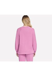 skechers - Bluzka Damska Skechers SKECHLUXE Elevate Crewneck. Kolor: różowy. Materiał: jedwab, materiał