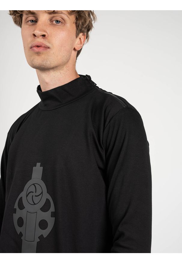 La Haine Inside Us Bluza "Wannact-Unisex" | A2208 | WANNACT | Kobieta | Czarny. Kolor: czarny. Materiał: nylon, wiskoza, elastan. Długość: długie. Wzór: aplikacja, nadruk