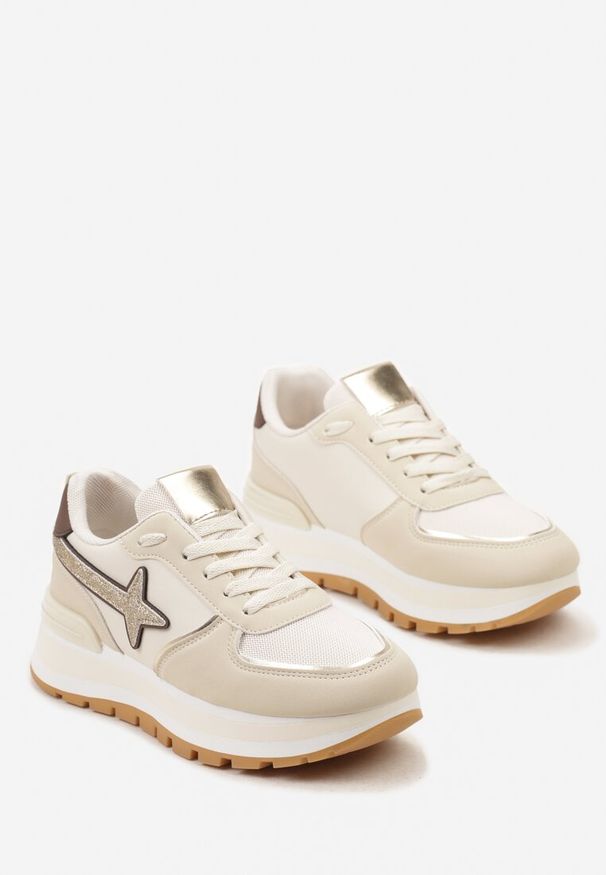 Born2be - Beżowe Sneakersy na Grubej Podeszwie przed Kostkę Sermione. Wysokość cholewki: przed kostkę. Nosek buta: okrągły. Zapięcie: sznurówki. Kolor: beżowy. Materiał: materiał. Obcas: na obcasie. Wysokość obcasa: niski