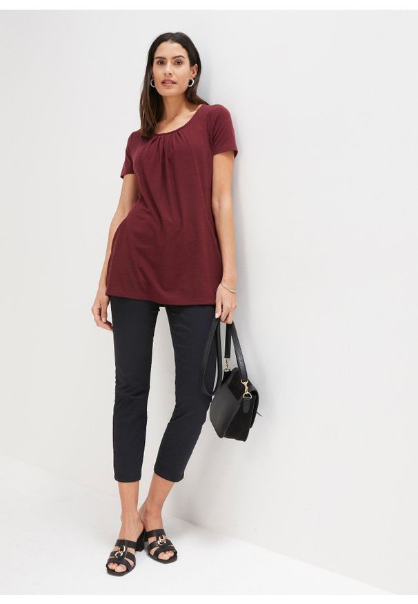 bonprix - Długi shirt z wiskozą. Kolor: czerwony. Materiał: wiskoza. Długość: długie