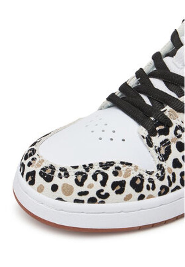 DC Shoes Sneakersy MANTECA 4 LX DC01747900 Biały. Kolor: biały. Materiał: syntetyk, materiał