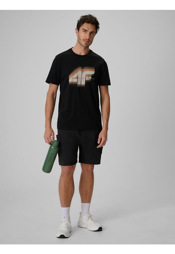 4f - 4F T-shirt regular z nadrukiem męski - czarny S. Okazja: na co dzień. Kolor: czarny. Materiał: materiał. Wzór: nadruk. Styl: casual, sportowy