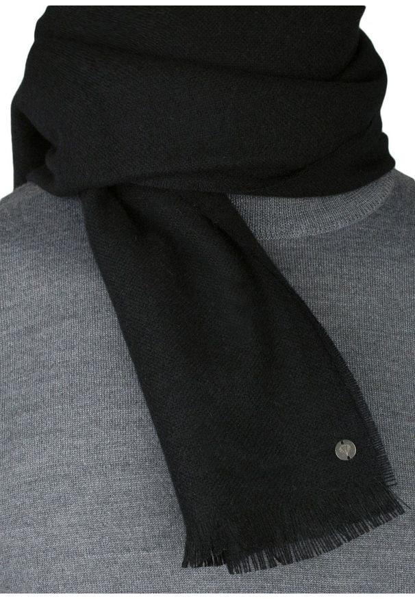 Szalik z Kaszmiru, Czarny Jednokolorowy, Delikatny, Miękki, Ciepły -V. Fraas. Kolor: czarny. Materiał: kaszmir. Sezon: lato. Styl: elegancki