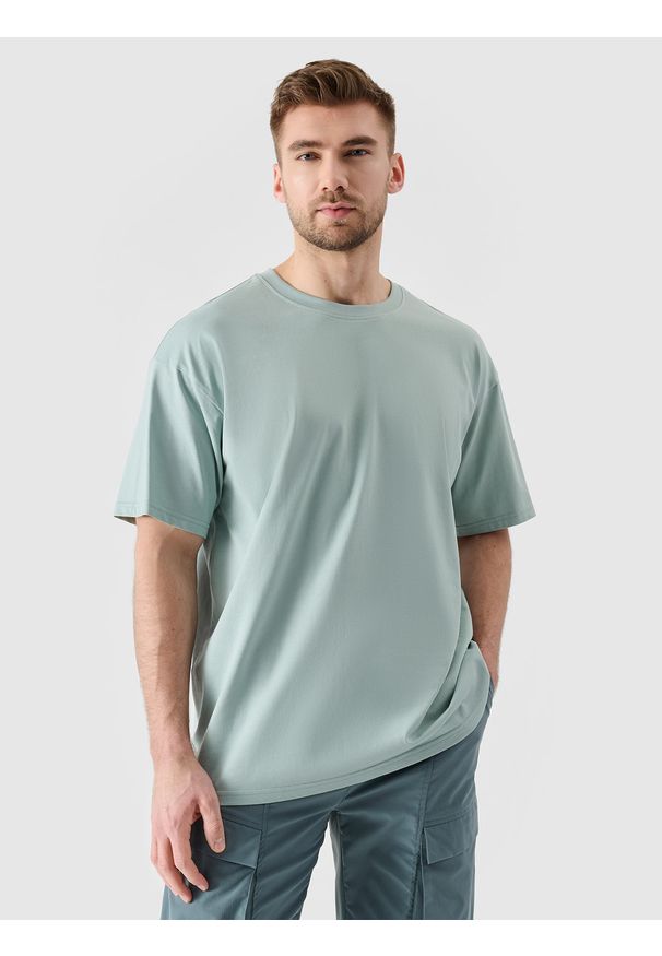 4f - 4F T-shirt oversize z nadrukiem męski - turkusowe S. Okazja: na co dzień. Kolor: turkusowy. Materiał: bawełna, dzianina, jersey. Długość rękawa: krótki rękaw. Długość: krótkie. Wzór: nadruk. Styl: casual, sportowy, klasyczny