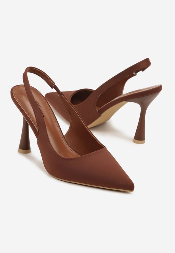 Born2be - Brązowe Sandały ze Szpiczastym Noskiem Volle. Nosek buta: szpiczasty. Zapięcie: bez zapięcia. Kolor: brązowy