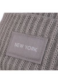 Szara Czapka Damska Moraj. Kolor: szary. Materiał: akryl. Styl: casual #2