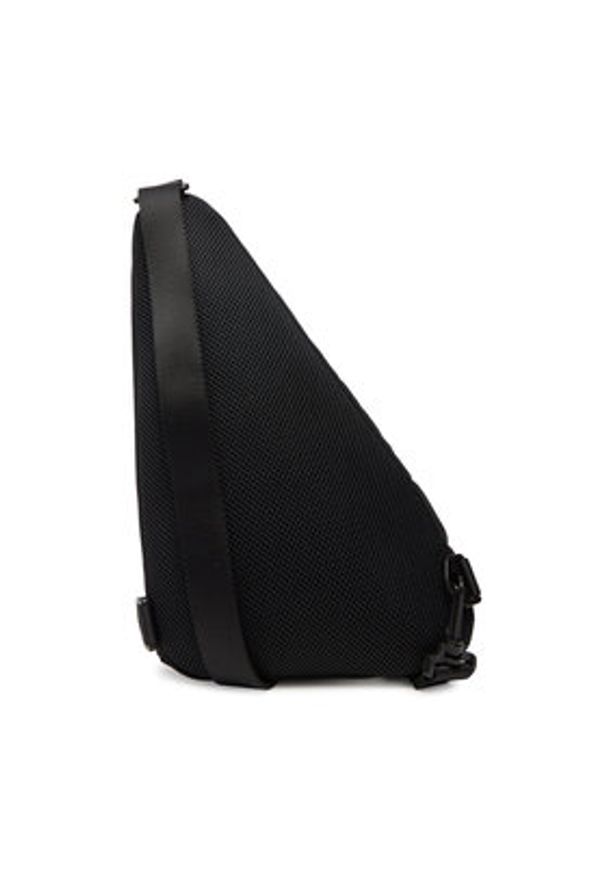 Tommy Jeans Saszetka Tjm Urban Sling Bag AM0AM13392 Czarny. Kolor: czarny. Materiał: materiał