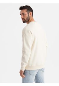 Ombre Clothing - Klasyczna bluza dresowa unisex z okrągłym dekoltem – kremowa V2 OU-SNBC-0104 - XL/XXL. Kolor: kremowy. Materiał: dresówka. Wzór: aplikacja. Styl: klasyczny #5