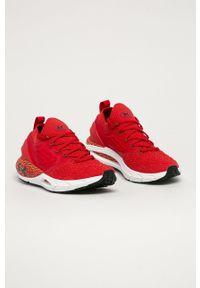 Under Armour Buty kolor czerwony. Nosek buta: okrągły. Zapięcie: sznurówki. Kolor: czerwony. Materiał: guma. Sport: bieganie #3