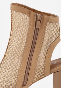 Renee - Beżowe Botki Peep Toe z Plecionki na Słupku ze Skórzaną Wkładką Alenika. Okazja: na randkę. Nosek buta: otwarty. Kolor: beżowy. Materiał: skóra. Wzór: haft. Obcas: na słupku. Styl: boho #7