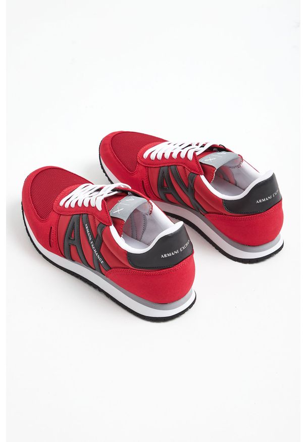 Armani Exchange - SNEAKERSY ARMANI EXCHANGE. Wzór: napisy, aplikacja