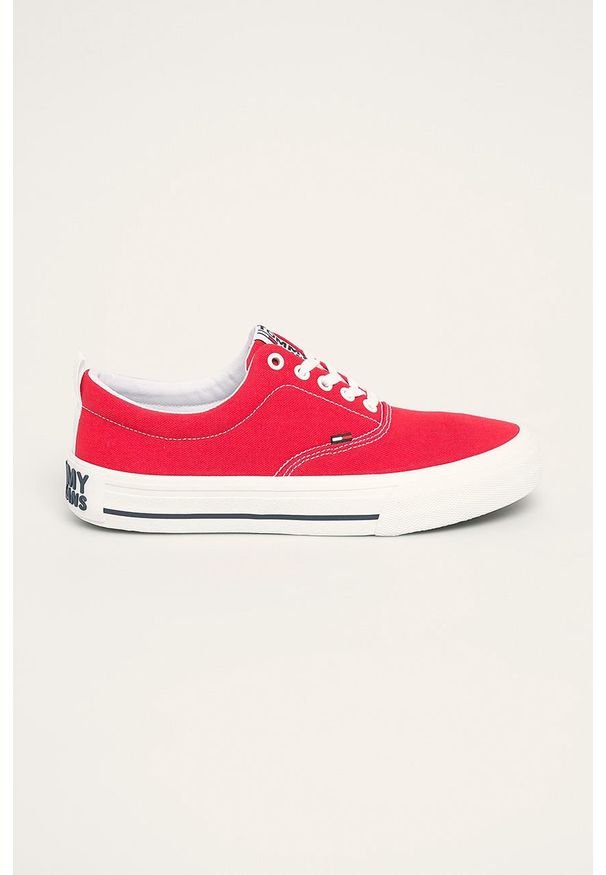 Tommy Jeans - Tenisówki. Nosek buta: okrągły. Kolor: czerwony. Materiał: syntetyk, materiał, guma. Szerokość cholewki: normalna