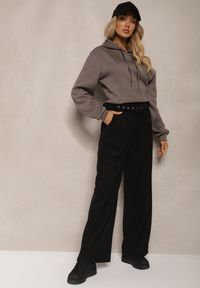 Renee - Czarne Spodnie Sztruksowe o Szerokim Kroju High Waist z Paskiem Valoma. Okazja: na co dzień. Stan: podwyższony. Kolor: czarny. Materiał: sztruks. Styl: casual, retro, elegancki