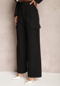 Renee - Czarne Szerokie Spodnie High Waist w Eleganckim Stylu z Kieszeniami Cargo Dekanna. Okazja: na co dzień, na spotkanie biznesowe. Stan: podwyższony. Kolor: czarny. Długość: długie. Styl: elegancki #5