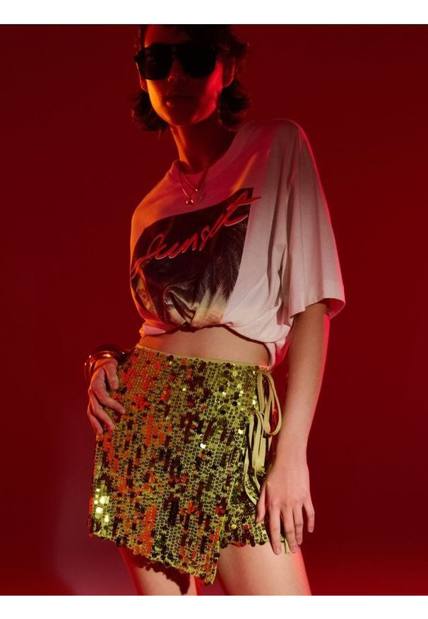 Sinsay - Cekinowe skorty z wiązaniem po boku - zielony. Kolor: zielony