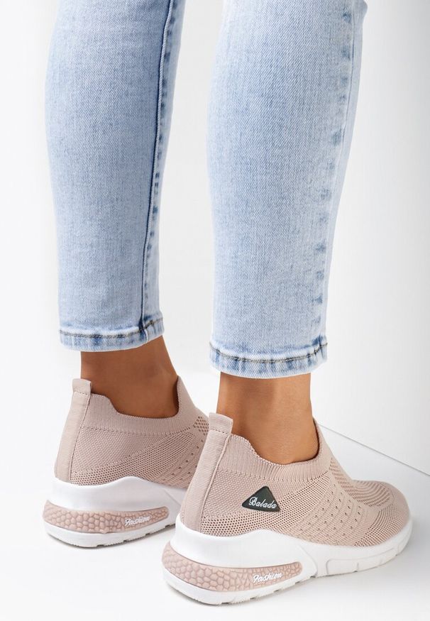 Born2be - Beżowe Buty Sportowe Artista. Kolor: beżowy. Materiał: materiał. Szerokość cholewki: normalna. Wzór: aplikacja. Obcas: na koturnie