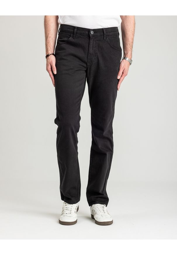 Wrangler - MESKIE SPODNIE WRANGLER GREENSBORO BLACK RINSE 112362309. Okazja: na co dzień. Sezon: lato. Styl: casual, klasyczny