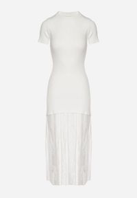 Born2be - Biała Prążkowana Sukienka z Koronkowym Dołem Vilzedi. Kolor: biały. Materiał: prążkowany, koronka. Typ sukienki: proste. Styl: glamour, elegancki #6