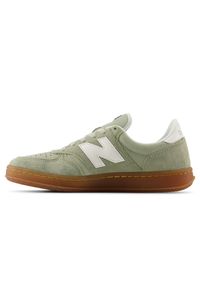 Buty unisex New Balance CT500PHC – zielone. Kolor: zielony. Materiał: guma, nubuk, materiał, syntetyk. Szerokość cholewki: normalna. Sport: tenis #6