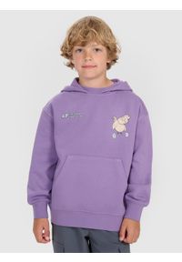 4f - 4F Bluza dresowa nierozpinana z kapturem chłopięca - fioletowa 122 (6-7 lat). Okazja: na co dzień, na uczelnię. Typ kołnierza: kaptur. Kolor: fioletowy. Materiał: dresówka. Sezon: lato. Styl: elegancki, casual, klasyczny, sportowy #1