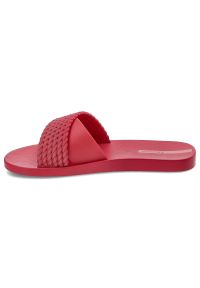 Czerwone Klapki Ipanema Modne Wodoodporne Obuwie Damskie. Okazja: na spacer, na co dzień, na plażę. Kolor: czerwony. Wzór: paski. Sezon: lato. Styl: street, casual #4