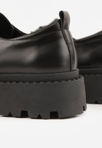 Born2be - Czarne Półbuty VICES w Stylu Grunge Ravilara. Okazja: na co dzień, do pracy. Kolor: czarny. Materiał: skóra, materiał, jeans. Styl: casual, elegancki, klasyczny #4