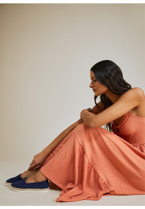 bonprix - Espadryle. Kolor: niebieski. Sezon: lato. Styl: sportowy