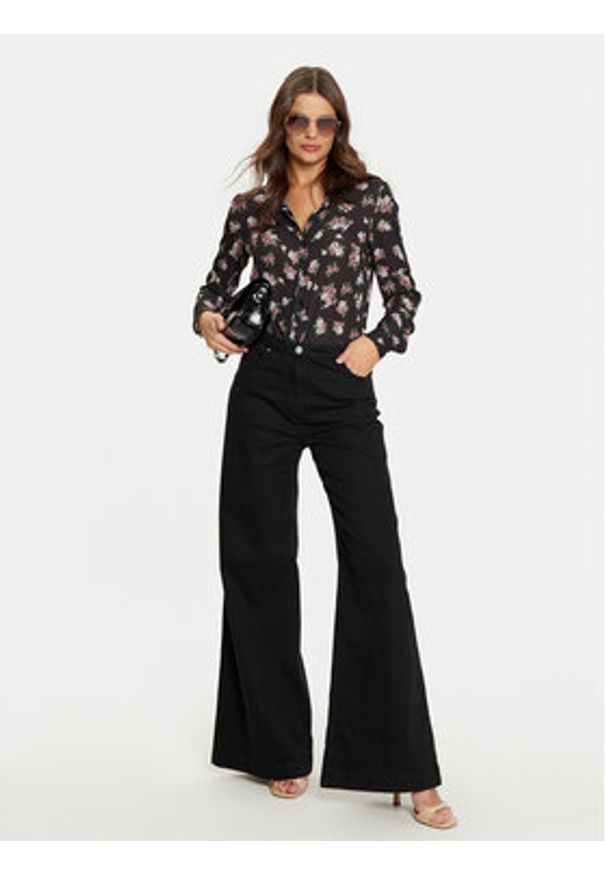 Guess Koszula W4BH56 WGLA2 Czarny Comfort Fit. Kolor: czarny. Materiał: syntetyk