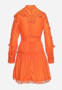 Born2be - Pomarańczowa Sukienka Evenope. Kolor: pomarańczowy. Materiał: materiał, koronka. Wzór: aplikacja, koronka. Styl: klasyczny. Długość: mini #7