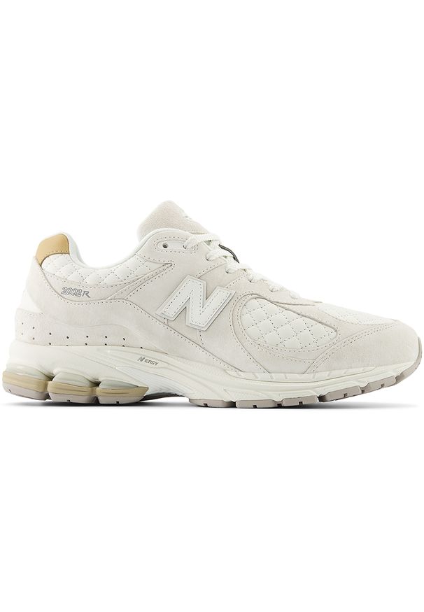 Buty unisex New Balance M2002RPD – beżowe. Kolor: beżowy. Materiał: guma, skóra. Szerokość cholewki: normalna