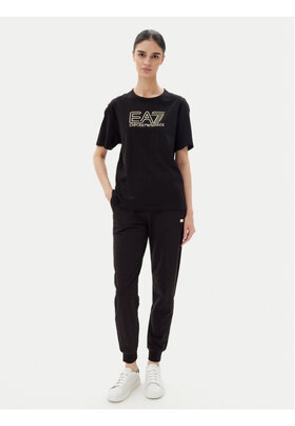 EA7 Emporio Armani Spodnie dresowe 7W000082 AF13135 UC001 Czarny Regular Fit. Kolor: czarny. Materiał: bawełna