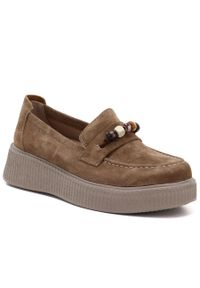 Skórzane półbuty damskie mokasyny na platformie z koralikami camel Vinceza 79649. Materiał: skóra. Wzór: aplikacja. Obcas: na platformie #1