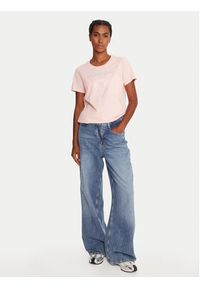 Guess T-Shirt W5BI18 I3Z14 Różowy Regular Fit. Kolor: różowy. Materiał: bawełna #5