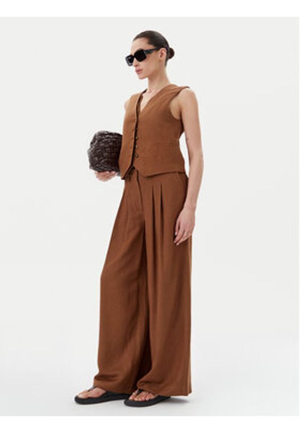 Herskind Kamizelka 5505840 Brązowy Regular Fit. Kolor: brązowy. Materiał: wiskoza