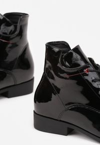 Born2be - Czarne Lakierowane Botki Trzewiki Vices Indice. Okazja: na co dzień. Kolor: czarny. Materiał: lakier. Styl: klasyczny, casual, elegancki