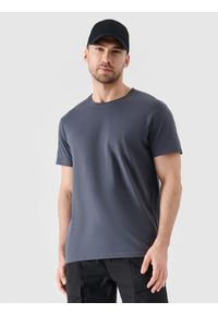 4f - 4F T-shirt regular z nadrukiem męski - szary M. Okazja: na co dzień. Kolor: szary. Materiał: dzianina, jersey, bawełna. Długość rękawa: krótki rękaw. Długość: krótkie. Wzór: nadruk. Styl: casual, klasyczny, sportowy #2