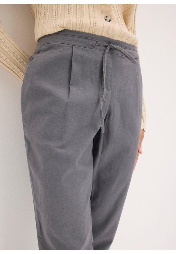 bonprix - Spodnie lniane. Kolor: szary. Materiał: len. Sezon: lato