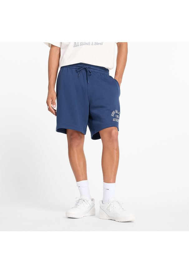 Spodenki męskie New Balance MS43506NNY – niebieskie. Kolor: niebieski. Materiał: dresówka, bawełna, poliester