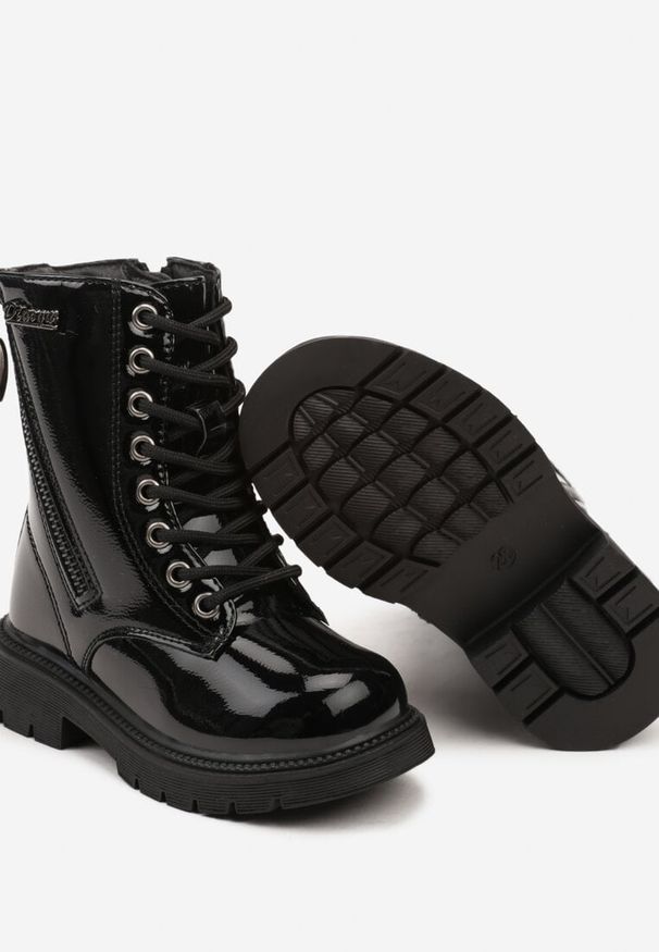 Born2be - Czarne Lakierowane Botki Workery na Grubej Podeszwie z Ozdobnym Suwakiem Siamira. Okazja: na co dzień. Kolor: czarny. Materiał: lakier. Styl: casual, elegancki