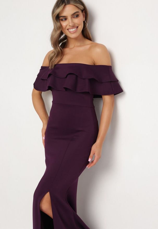 Born2be - Fioletowa Elegancka Sukienka Typu Hiszpanka z Rozkloszowanym Dołem i Wycięciami Tumini. Okazja: na imprezę. Typ kołnierza: dekolt hiszpanka. Kolor: fioletowy. Materiał: skóra, dzianina. Długość rękawa: krótki rękaw. Sezon: lato. Typ sukienki: dopasowane, rozkloszowane. Styl: elegancki