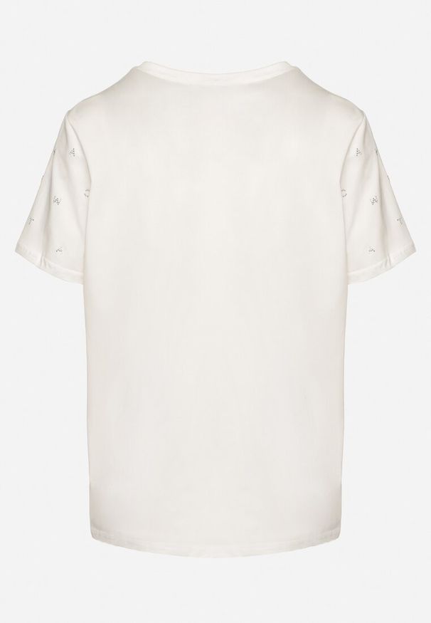Born2be - Biały T-shirt z Bawełny z Cyrkoniami i Napisem Nalanielle. Okazja: na co dzień. Kolor: biały. Materiał: bawełna. Wzór: napisy. Styl: klasyczny, elegancki, sportowy, casual