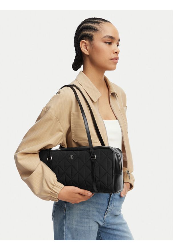 Calvin Klein Torebka Quilted Nylon 2X Strap Camerabag LV04F3651G Czarny. Kolor: czarny